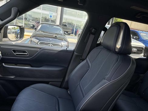 Used 2026 INFINITI QX80 4WD image 16