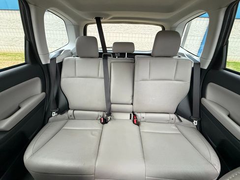 Used 2017 Subaru Forester 2.5i Limited image 14