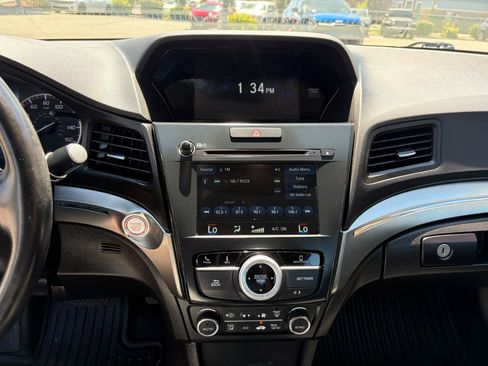 Used 2021 Acura ILX w/ Premium Package FWD image 17