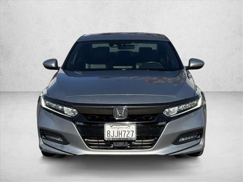 Used 2019 Honda Accord Sport image 2