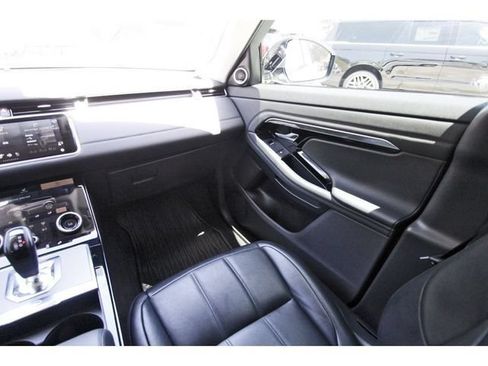 Used 2023 Land Rover Range Rover Evoque SE AWD/4WD image 9