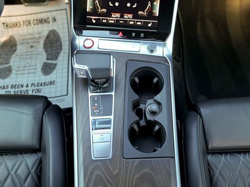 Used 2020 Audi S6 Premium Plus w/ S Sport Package image 45