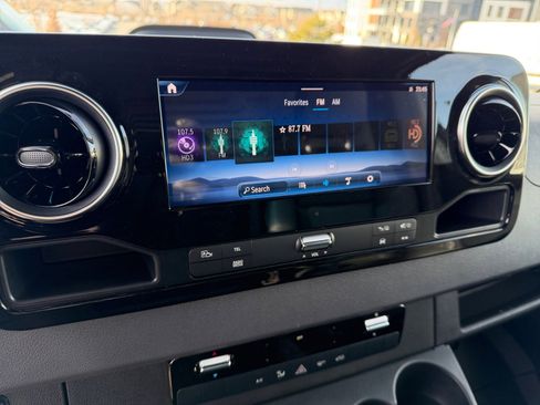 New 2025 Mercedes-Benz Sprinter 2500 image 28