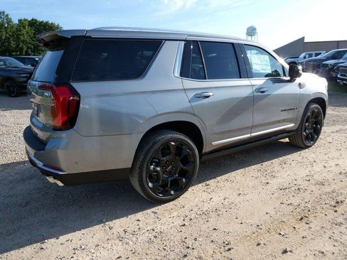 New 2026 GMC Yukon Denali w/ Denali Reserve Package AWD/4WD image 4