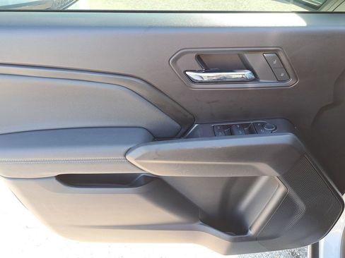 Used 2025 GMC Canyon Elevation image 13