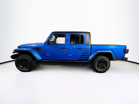 Used 2023 Jeep Gladiator Sport AWD/4WD image 8