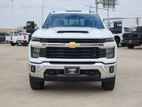 Used 2025 Chevrolet Silverado 2500 LT w/ Texas Edition image 10