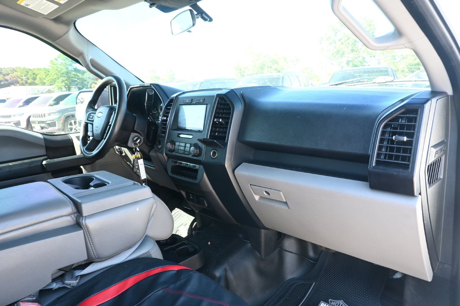 Used 2019 Ford F150 XL w/ Equipment Group 101A Mid RWD image 23