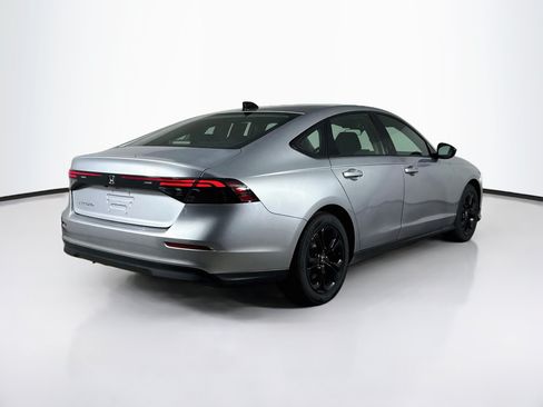 Certified 2025 Honda Accord SE image 31