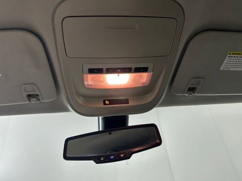 Used 2019 GMC Canyon SLE image 25