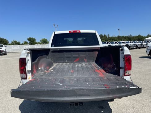 Used 2022 RAM 1500 Tradesman w/ Chrome Appearance Group AWD/4WD image 14