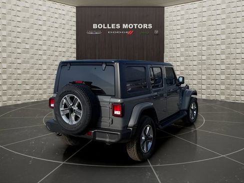 Certified 2022 Jeep Wrangler Unlimited Sahara w/ Cold Weather Group image 2