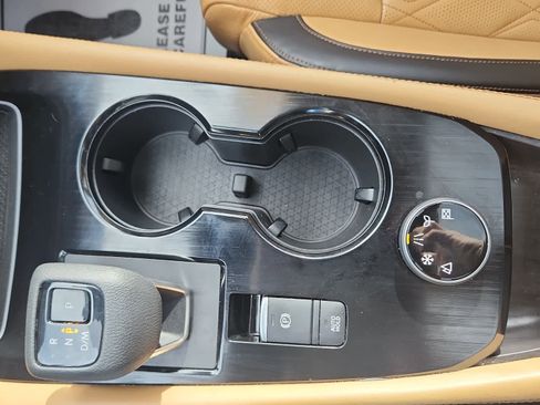 Used 2021 Nissan Rogue Platinum image 27