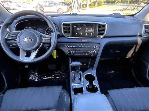 Used 2020 Kia Sportage LX FWD image 21
