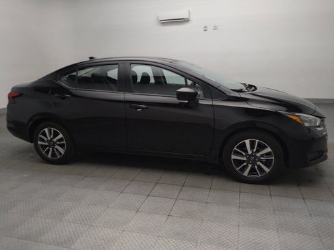Used 2025 Nissan Versa SV FWD image 11
