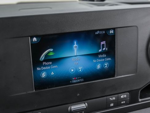 Used 2024 Mercedes-Benz Sprinter 3500 image 27