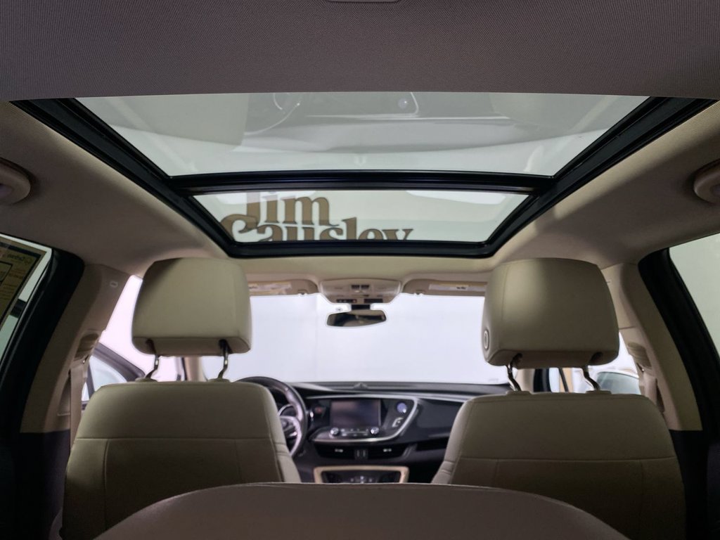 Used 2018 Buick Envision Essence FWD image 21