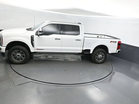 Used 2024 Ford F250 Limited w/ FX4 Off-Road Package AWD/4WD image 17
