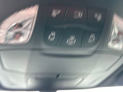 New 2026 Chrysler Pacifica Select image 25