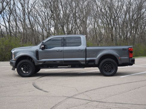 Used 2026 Ford F250 Lariat w/ Black Appearance Package image 23