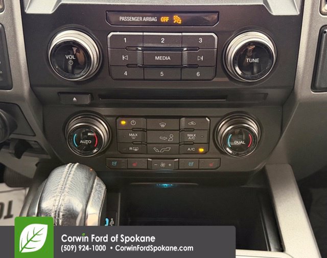 Used 2017 Ford F150 Raptor w/ Equipment Group 802A Luxury AWD/4WD image 29