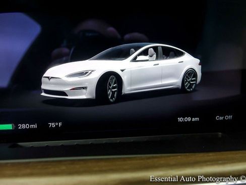 Used 2022 Tesla Model S AWD/4WD image 16