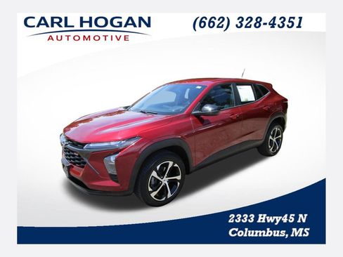 Used 2024 Chevrolet Trax RS w/ Driver Confidence Package FWD image 1