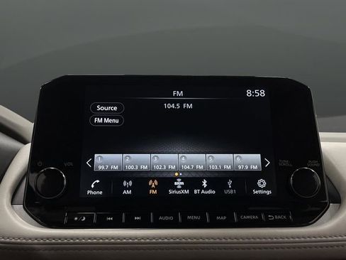 Used 2023 Nissan Rogue SL w/ SL Premium Package image 20