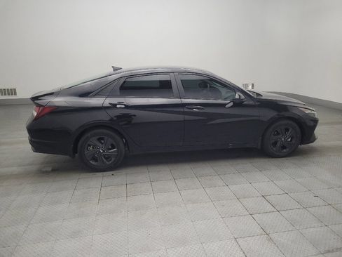 Used 2023 Hyundai Elantra SEL w/ Winter Weather Package image 10