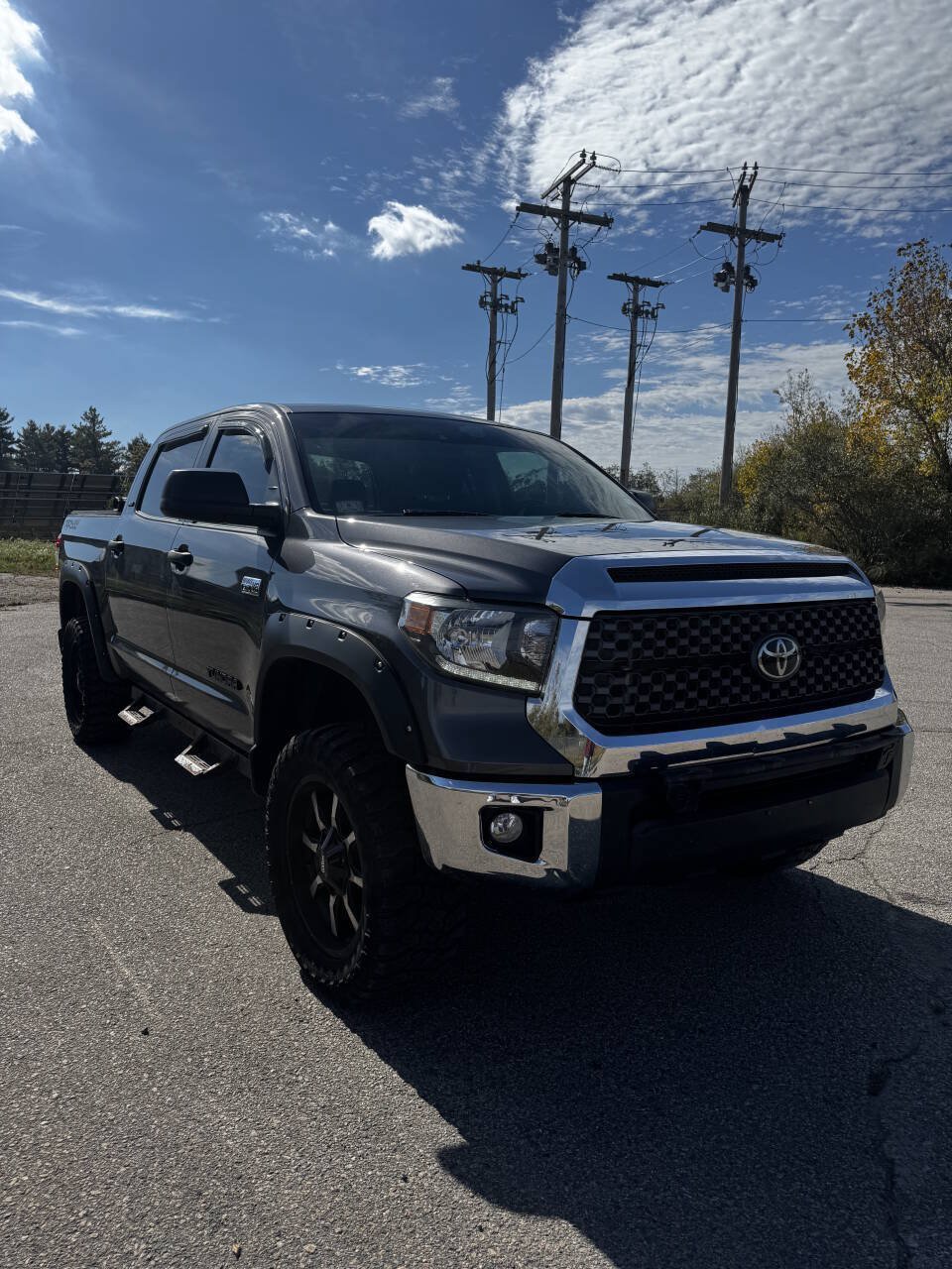 Used 2020 Toyota Tundra SR5 w/ SR5 Upgrade Package AWD/4WD image 6