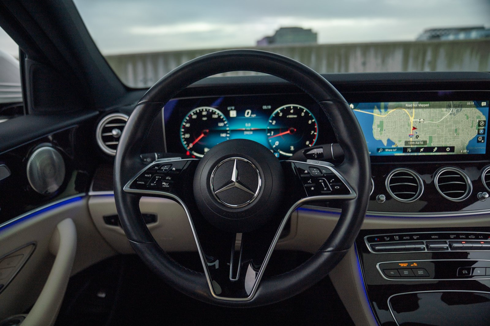 Certified 2021 Mercedes-Benz E 350 4MATIC Sedan image 23