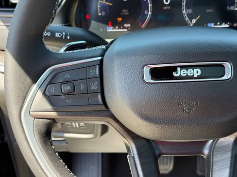 New 2026 Jeep Grand Cherokee L Limited AWD/4WD image 14