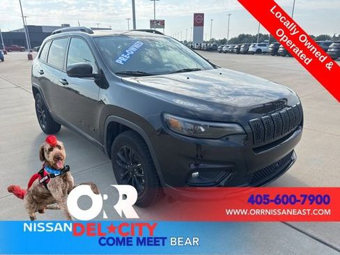Used 2023 Jeep Cherokee Altitude Lux image 7
