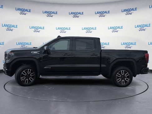 Used 2025 GMC Sierra 1500 AT4 w/ AT4 Premium Package image 10