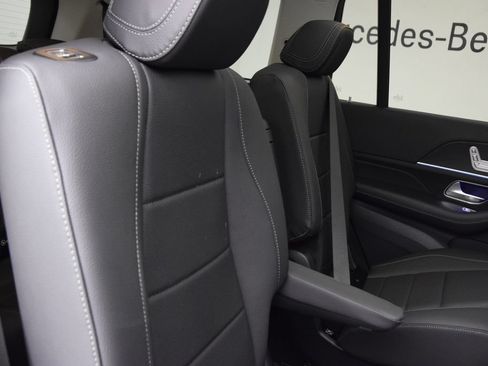 New 2026 Mercedes-Benz GLS 450 4MATIC image 20