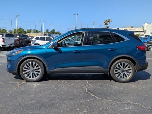 Used 2020 Ford Escape Titanium w/ Titanium Premium Package 2.0 image 9