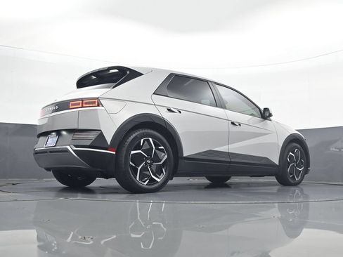 Certified 2023 Hyundai Ioniq 5 SEL RWD image 27