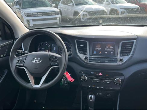 Used 2018 Hyundai Tucson SEL AWD/4WD image 23