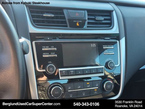 Used 2018 Nissan Altima 2.5 SR image 22
