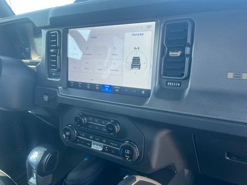 Used 2025 Ford Bronco Badlands AWD/4WD image 29