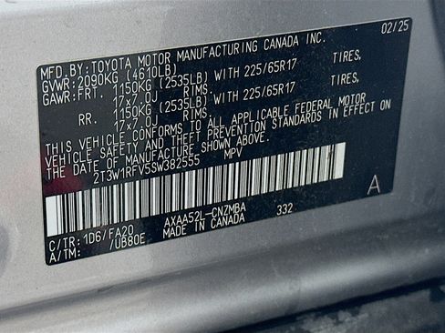 Used 2025 Toyota RAV4 XLE FWD image 12