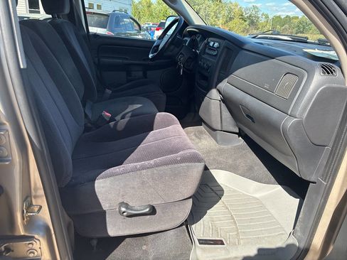 Used 2005 Dodge Ram 1500 Truck SLT image 16