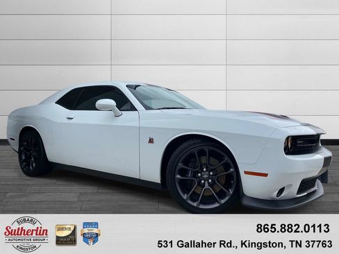 Used 2022 Dodge Challenger R/T Scat Pack RWD image 1