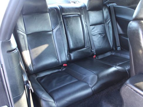 Used 2018 Dodge Challenger GT w/ Driver Convenience Group image 8