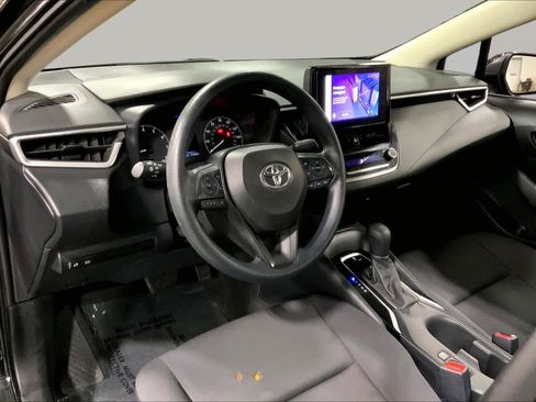 Used 2024 Toyota Corolla LE FWD image 18