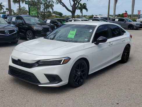 Used 2024 Honda Civic Sport image 8