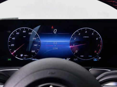 Certified 2025 Mercedes-Benz GLB 250 image 20