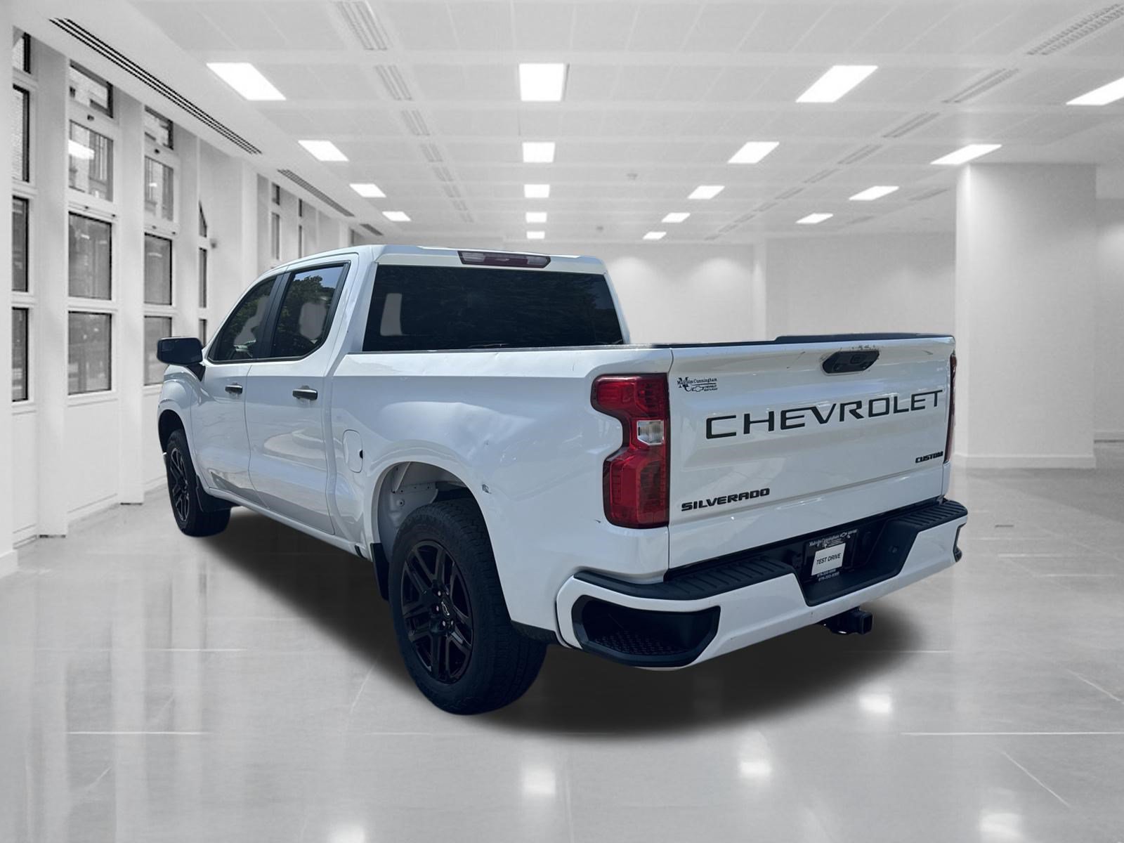 Used 2023 Chevrolet Silverado 1500 Custom w/ LPO, Dark Essentials Package RWD image 7