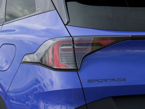 New 2026 Kia Sportage X-Line w/ X-Line Premium Package AWD/4WD image 11