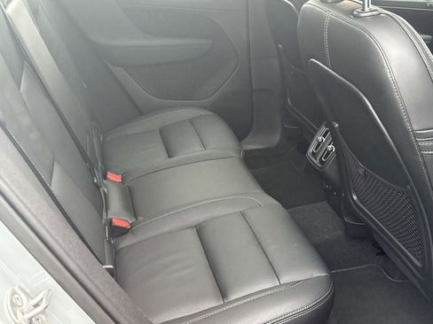 Certified 2024 Volvo XC40 B5 Plus w/ Protection Package Premier image 27